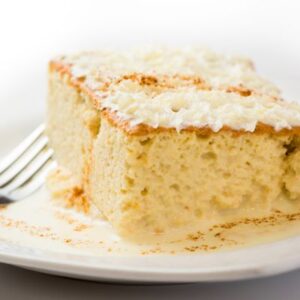 TARTA TRES LECHES